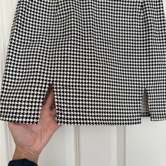 Motel Stylish Black and White Women's Skirt - Picture 6 of 8
